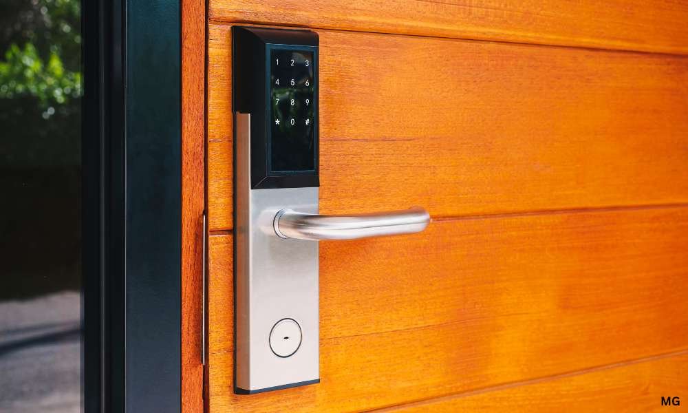 How to unlock a keypad door lock with the code?